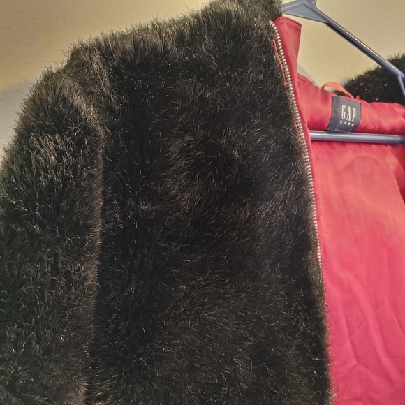 Gap Kids Girl's Black Furry Coat (Kids Size 3T-4T) - Picture 4 of 5